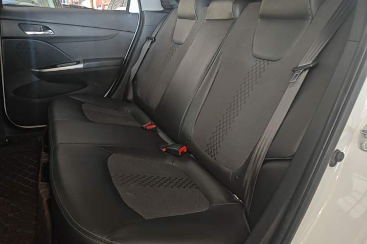 Used Chevrolet Lova RV 2016 1.5L Automatic Smart Drive Edition Left Rear Seat