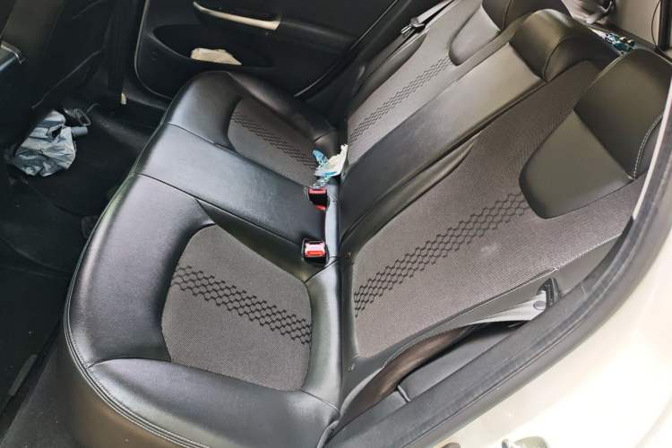 Used Chevrolet Lova RV 2016 1.5L Automatic Smart Drive Edition Left Rear Seat