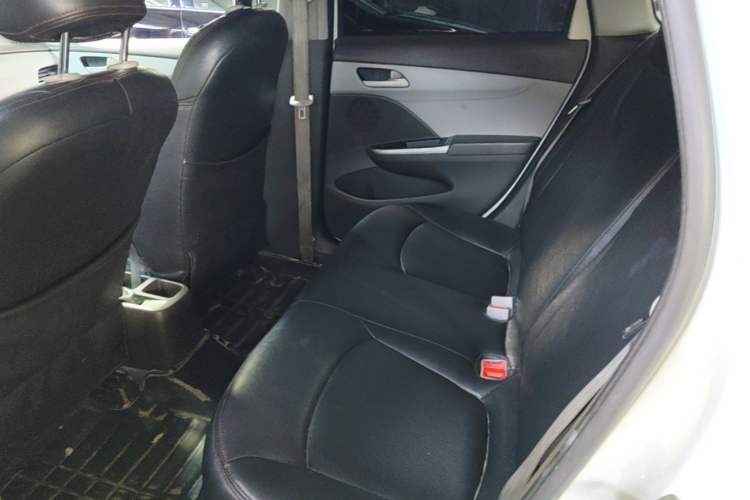 Used Chevrolet Lova RV 2016 1.5L Manual Comfort Edition Left Rear Seat