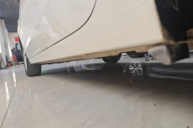 Used Chevrolet Lova RV 2016 1.5L Automatic Comfort Edition Left Side Sill