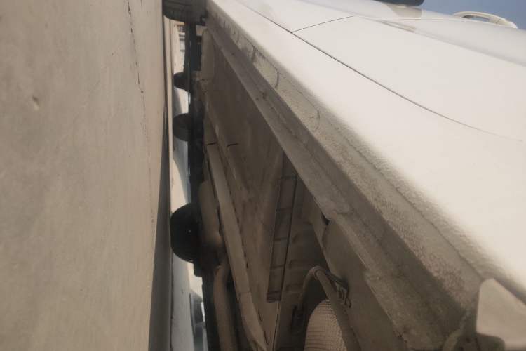 Used Chevrolet Lova RV 2016 1.5L Automatic Comfort Edition Left Side Sill