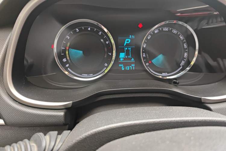 Used Chevrolet Lova RV 2016 1.5L Automatic FunDrive Edition Odometer Close Up