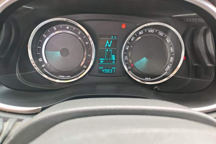 Used Chevrolet Lova RV 2016 1.5L Automatic Smart Drive Edition Odometer Close Up