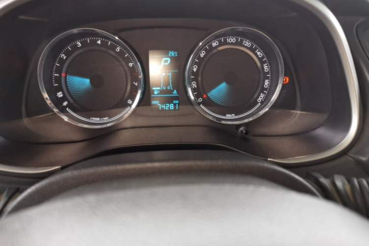 Used Chevrolet Lova RV 2016 1.5L Automatic Smart Drive Edition Odometer Close Up