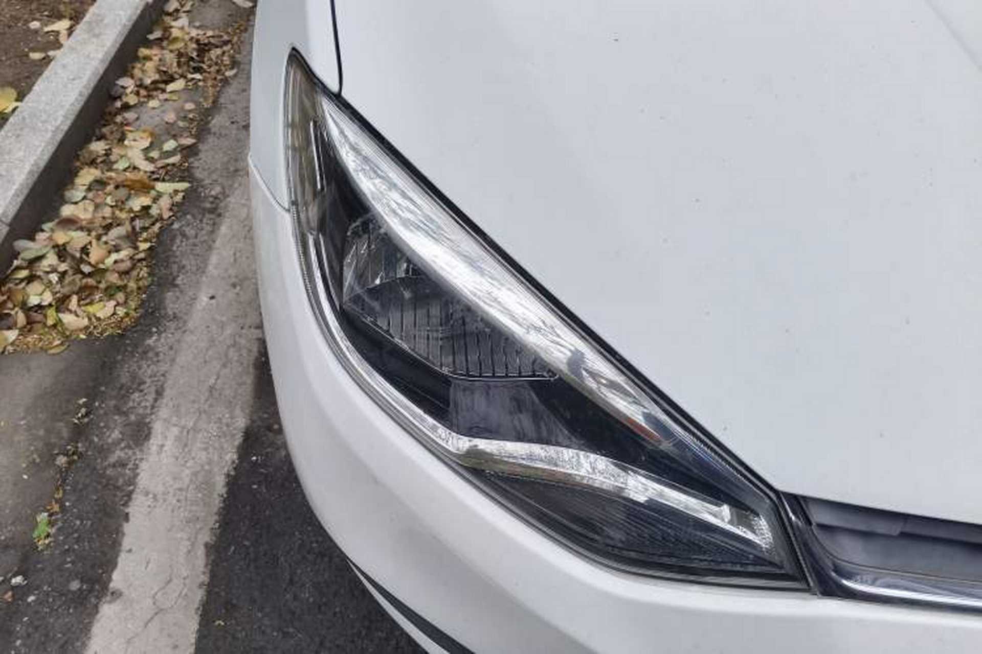 Used Chevrolet Lova RV 2016 1.5L Automatic Comfort Edition Right Front Headlight