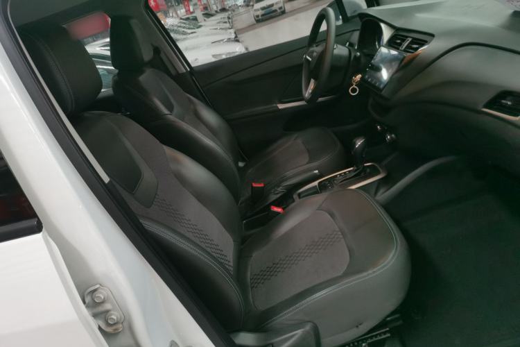 Used Chevrolet Lova RV 2016 1.5L Automatic Smart Drive Edition Right Front Seat