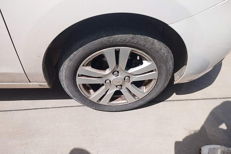 Used Chevrolet Lova RV 2016 1.5L Automatic Smart Drive Edition Right Front Wheel Hub