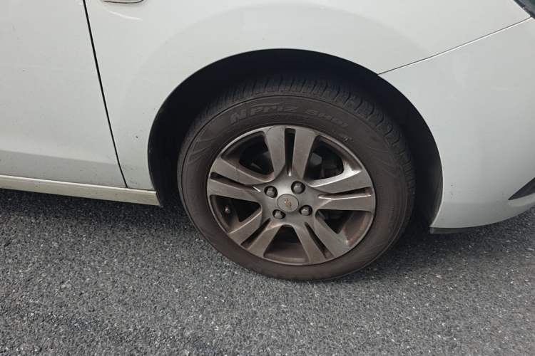 Used Chevrolet Lova RV 2016 1.5L Automatic Smart Drive Edition Right Front Wheel Hub