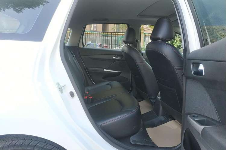 Used Chevrolet Lova RV 2016 1.5L Automatic Smart Drive Edition Right Rear Seat