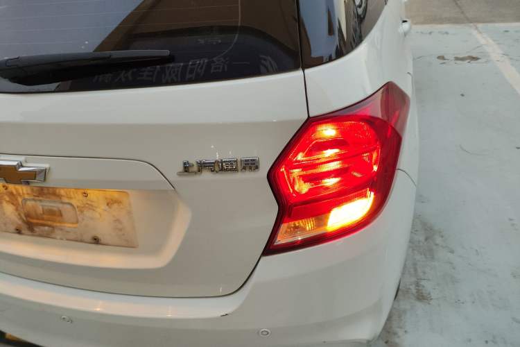 Used Chevrolet Lova RV 2016 1.5L Automatic Smart Drive Edition Right Rear Taillight