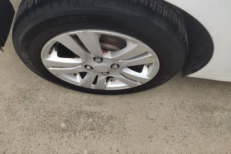 Used Chevrolet Lova RV 2016 1.5L Automatic Smart Drive Edition Right Rear Wheel Hub