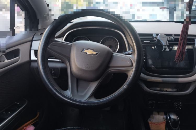 Used Chevrolet Lova RV 2016 1.5L Automatic Comfort Edition Steering Wheel