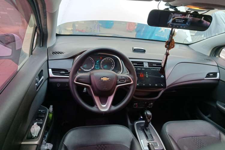 Used Chevrolet Lova RV 2016 1.5L Automatic Smart Drive Edition Steering Wheel