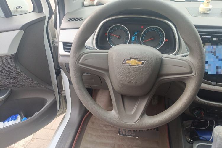 Used Chevrolet Lova RV 2016 1.5L Automatic Comfort Edition Steering Wheel