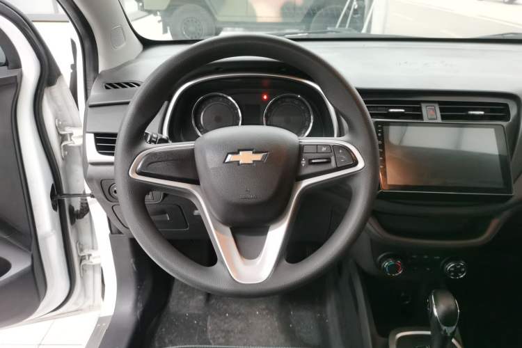 Used Chevrolet Lova RV 2016 1.5L Automatic Smart Drive Edition Steering Wheel