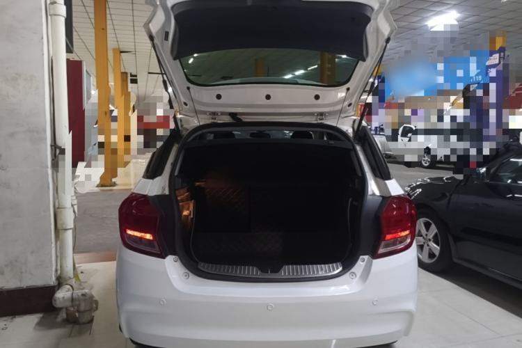 Used Chevrolet Lova RV 2016 1.5L Automatic Smart Drive Edition Trunk