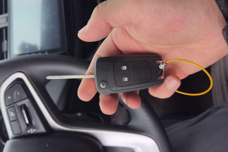 Used Chevrolet Lova RV 2016 1.5L Automatic Smart Drive Edition Vehicle Key