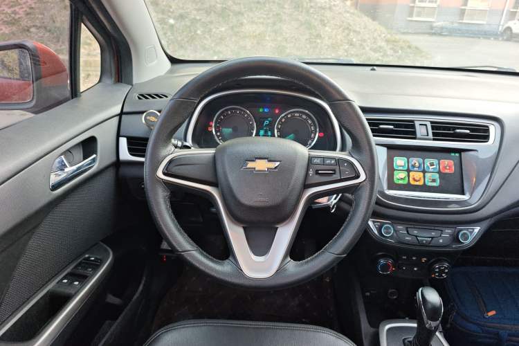 Used Chevrolet Lova RV 2016 1.5L Automatic FunDrive Edition Steering Wheel