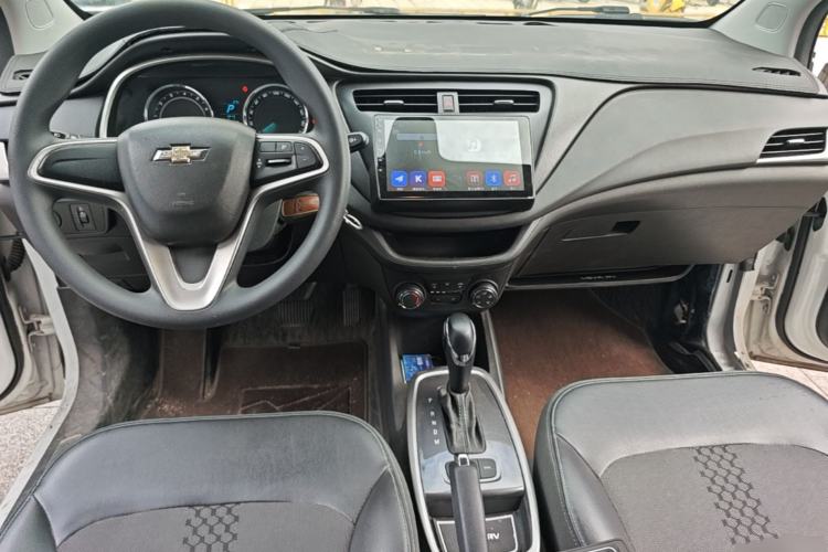 Used Chevrolet Lova RV 2018 1.5L Automatic Smart Drive Model Center Console