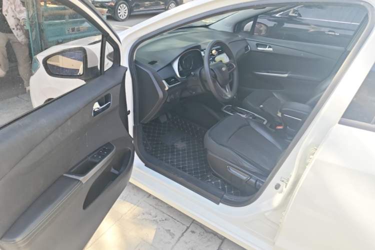 Used Chevrolet Lova RV 2018 1.5L Automatic Smart Drive Model Driver Seat