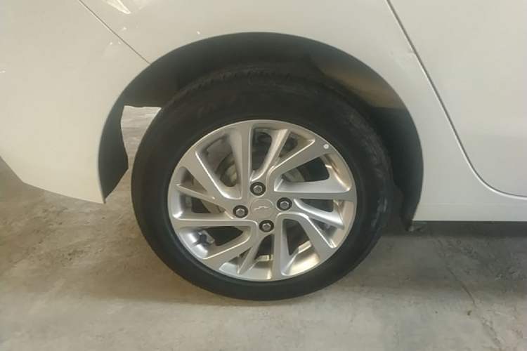 Used Chevrolet Lova RV 2018 1.5L Automatic Smart Drive Model Exterior 2