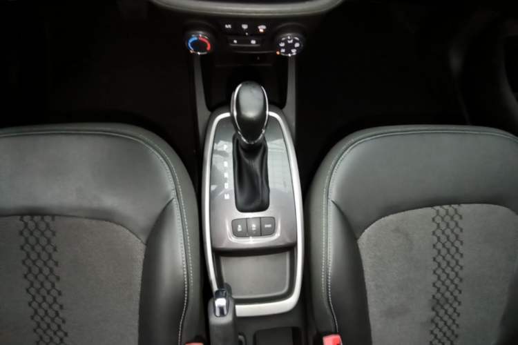 Used Chevrolet Lova RV 2018 1.5L Automatic Smart Drive Model Gear Lever