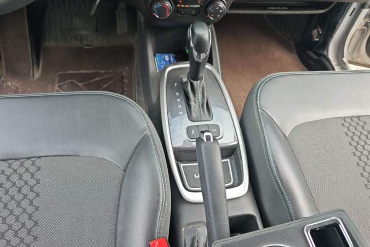 Used Chevrolet Lova RV 2018 1.5L Automatic Smart Drive Model Gear Lever