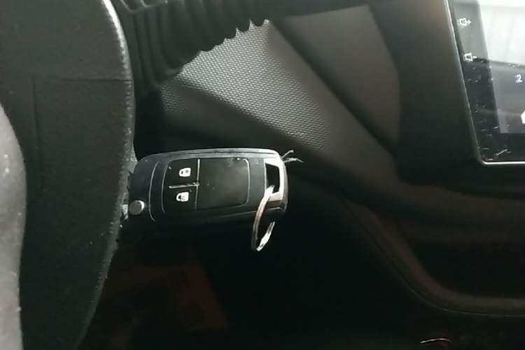 Used Chevrolet Lova RV 2018 1.5L Automatic Smart Drive Model Interior 1