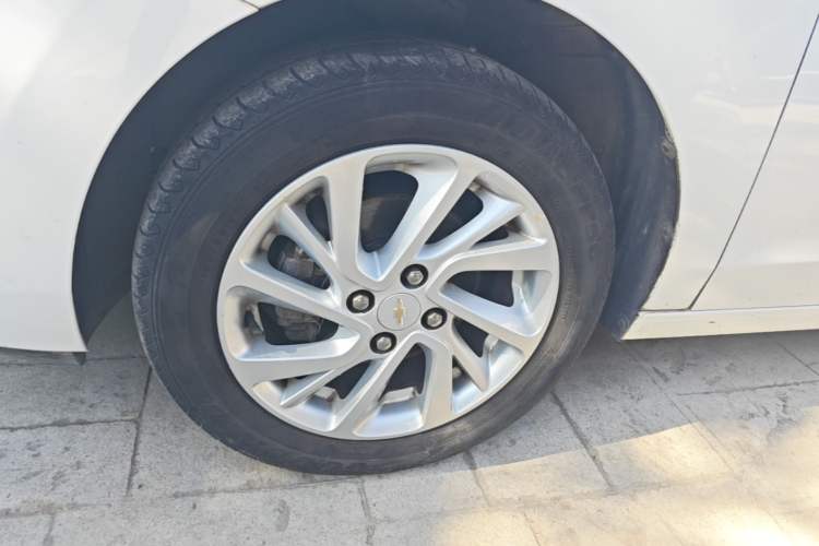 Used Chevrolet Lova RV 2018 1.5L Automatic Smart Drive Model Left Front Wheel Hub