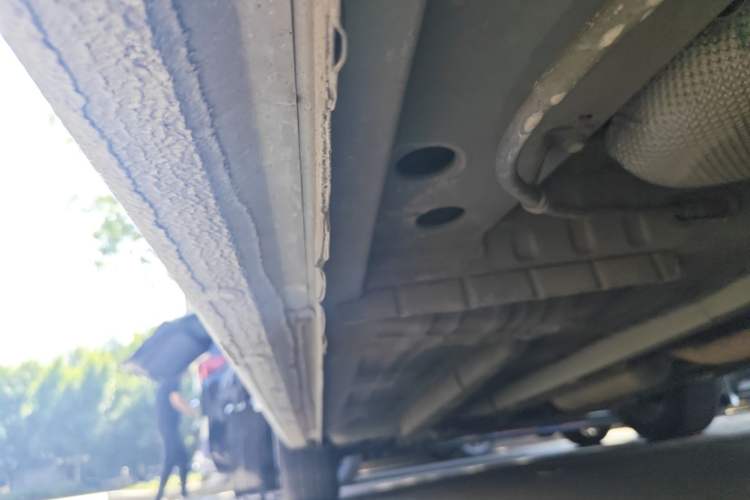 Used Chevrolet Lova RV 2018 1.5L Automatic Smart Drive Model Left Side Sill
