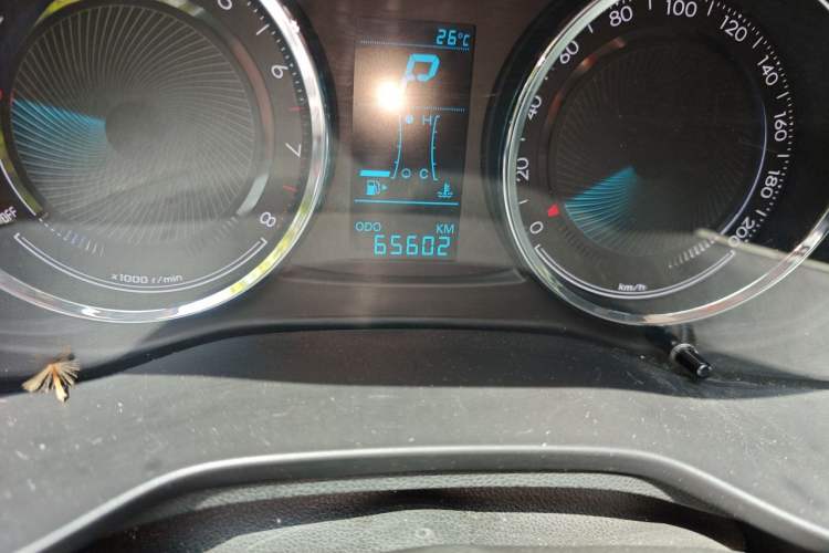 Used Chevrolet Lova RV 2018 1.5L Automatic Smart Drive Model Odometer Close Up