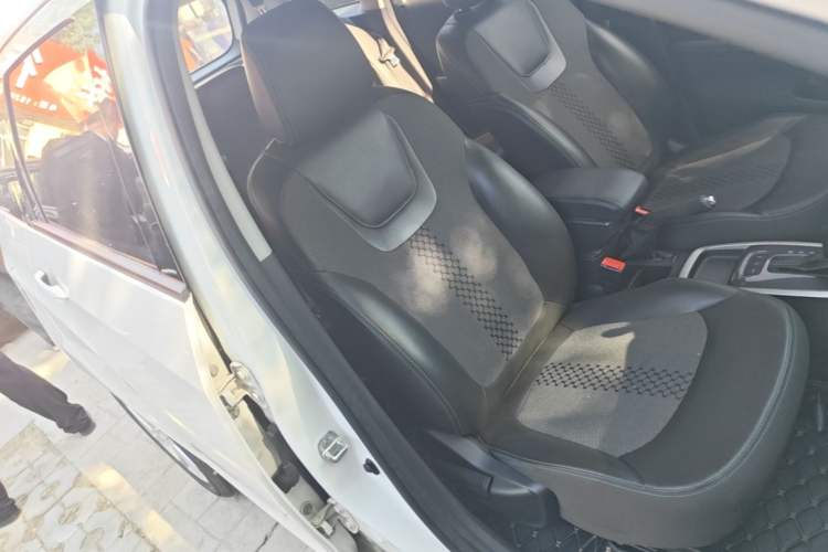 Used Chevrolet Lova RV 2018 1.5L Automatic Smart Drive Model Right Front Seat