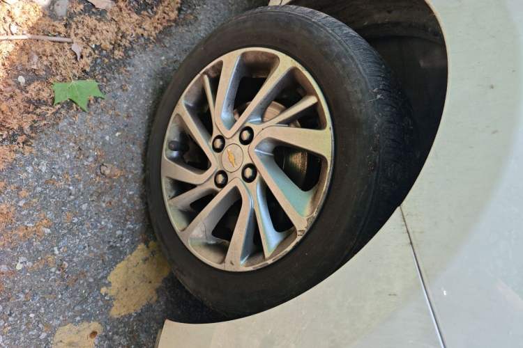 Used Chevrolet Lova RV 2018 1.5L Automatic Smart Drive Model Right Front Wheel Hub