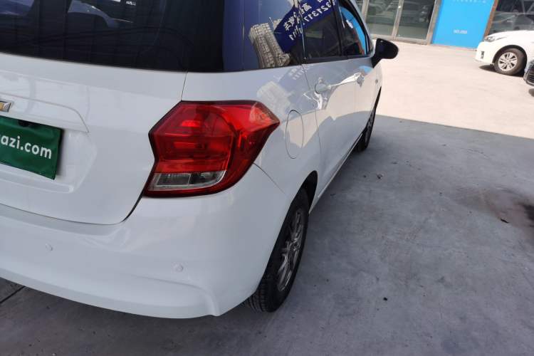 Used Chevrolet Lova RV 2018 1.5L Automatic Comfort Edition Right Rear Taillight