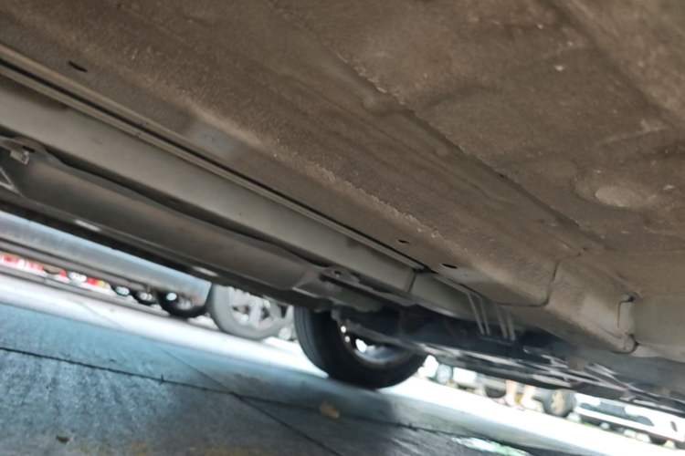 Used Chevrolet Lova RV 2018 1.5L Automatic Smart Drive Model Right Side Sill