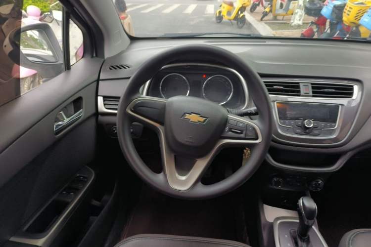 Used Chevrolet Lova RV 2018 1.5L Automatic Smart Drive Model Steering Wheel