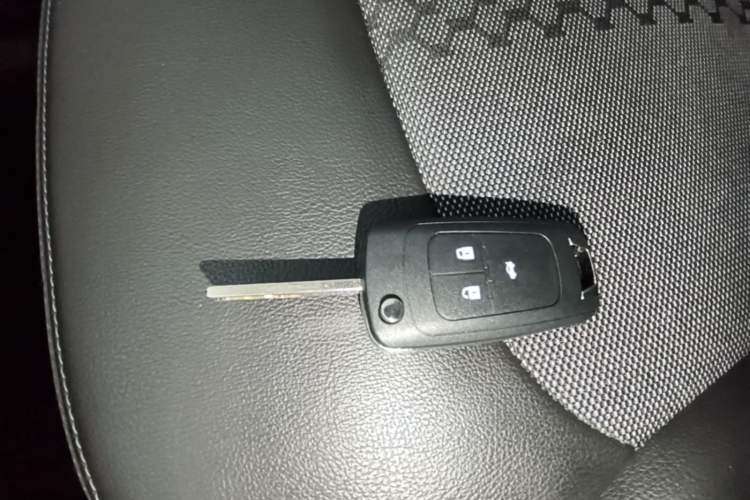 Used Chevrolet Lova RV 2018 1.5L Automatic Smart Drive Model Vehicle Key