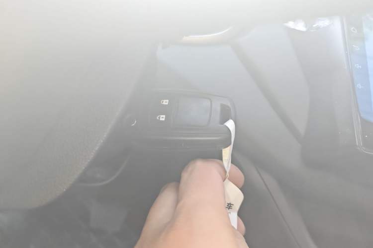 Used Chevrolet Lova RV 2018 1.5L Automatic Smart Drive Model Vehicle Key