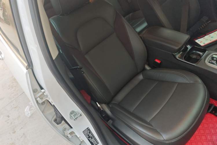 Used Chevrolet Malibu 2018 530T Automatic Fashion Edition Right Front Seat