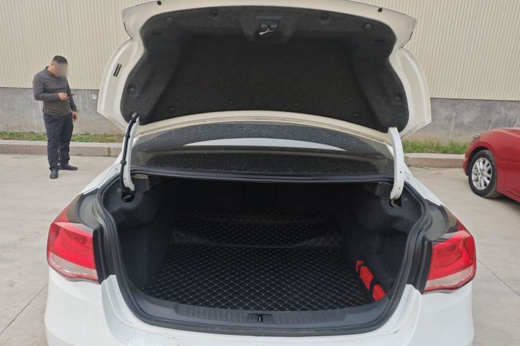 Used Chevrolet Malibu 2018 530T Automatic Fashion Edition Trunk