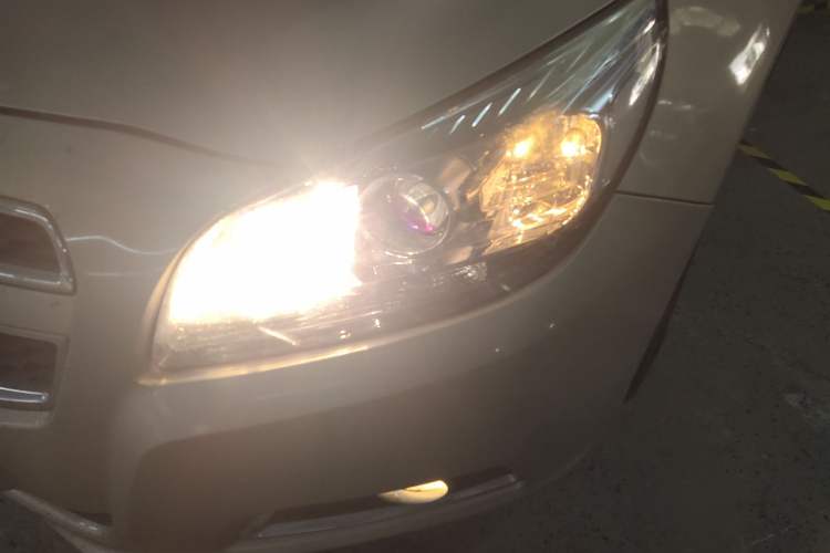 Used Chevrolet Malibu 2014 2.0L Automatic Comfort Edition Left Front Headlight