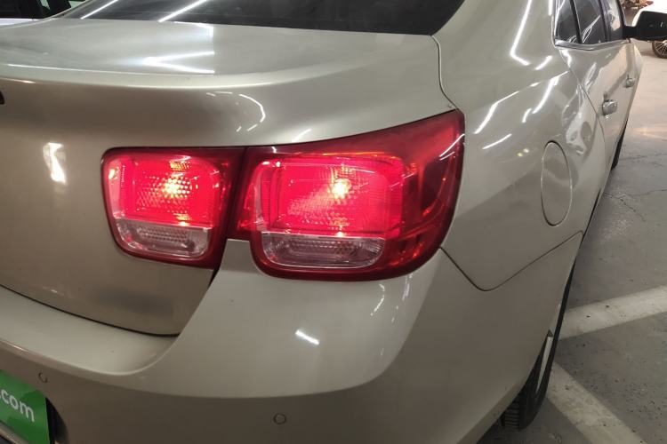 Used Chevrolet Malibu 2014 2.0L Automatic Comfort Edition Right Rear Taillight