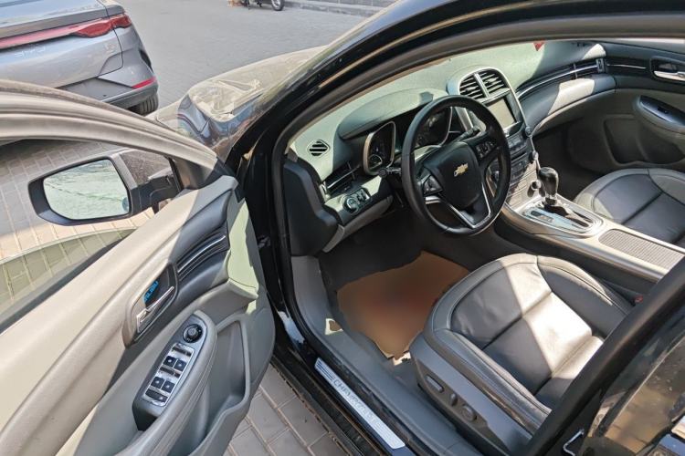Used Chevrolet Malibu 2012 2.0L Automatic Luxury Edition Driver Seat