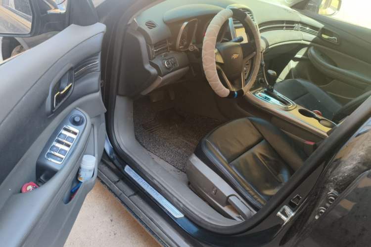 Used Chevrolet Malibu 2012 2.0L Automatic Comfort Edition Driver Seat