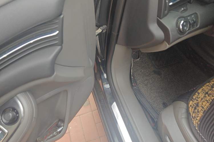 Used Chevrolet Malibu 2012 2.4L Automatic Luxury Edition Driver Seat