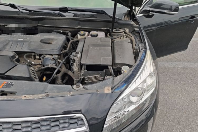 Used Chevrolet Malibu 2012 2.4L Automatic Luxury Edition Engine Bay Left