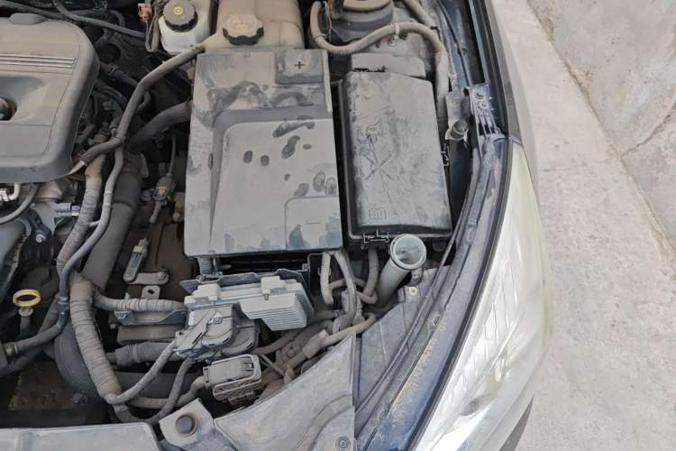 Used Chevrolet Malibu 2012 2.0L Automatic Luxury Edition Engine Bay Left