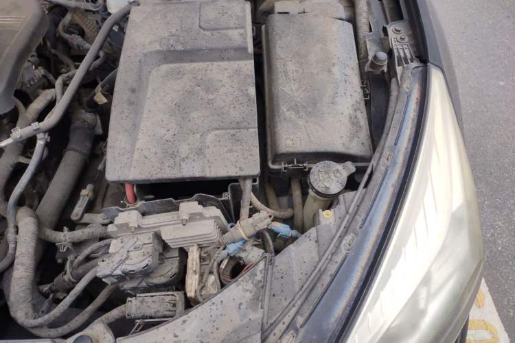 Used Chevrolet Malibu 2012 2.0L Automatic Luxury Edition Engine Bay Left