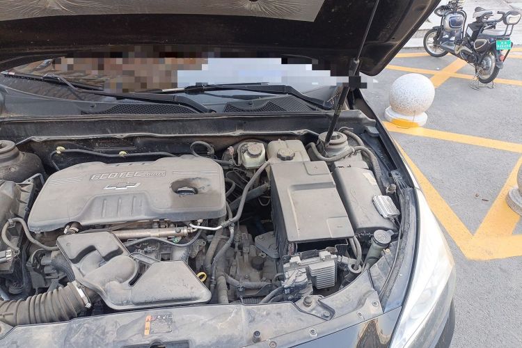 Used Chevrolet Malibu 2012 2.0L Automatic Comfort Edition Engine Bay Left