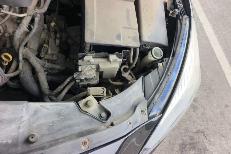 Used Chevrolet Malibu 2012 2.0L Automatic Comfort Edition Engine Bay Left